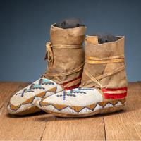 Northern Plains Buffalo Soft-Soled Moccasins