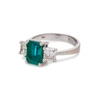 EMERALD AND DIAMOND RING