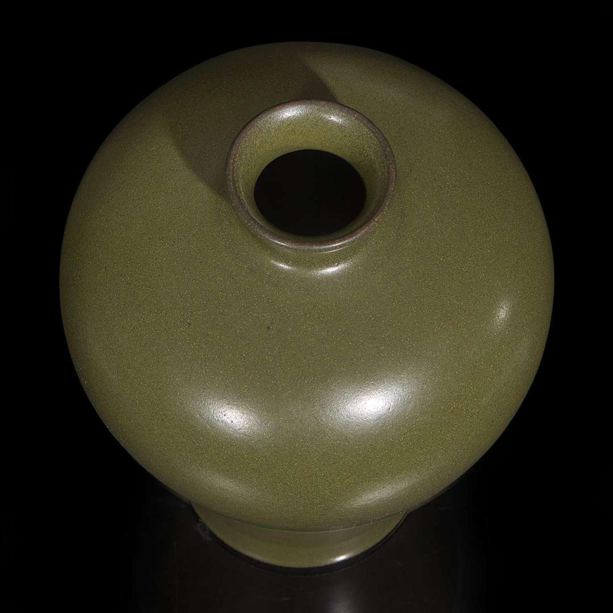A Chinese teadust-glazed vase, meiping 茶葉末釉梅瓶 Qianlong mark ???
