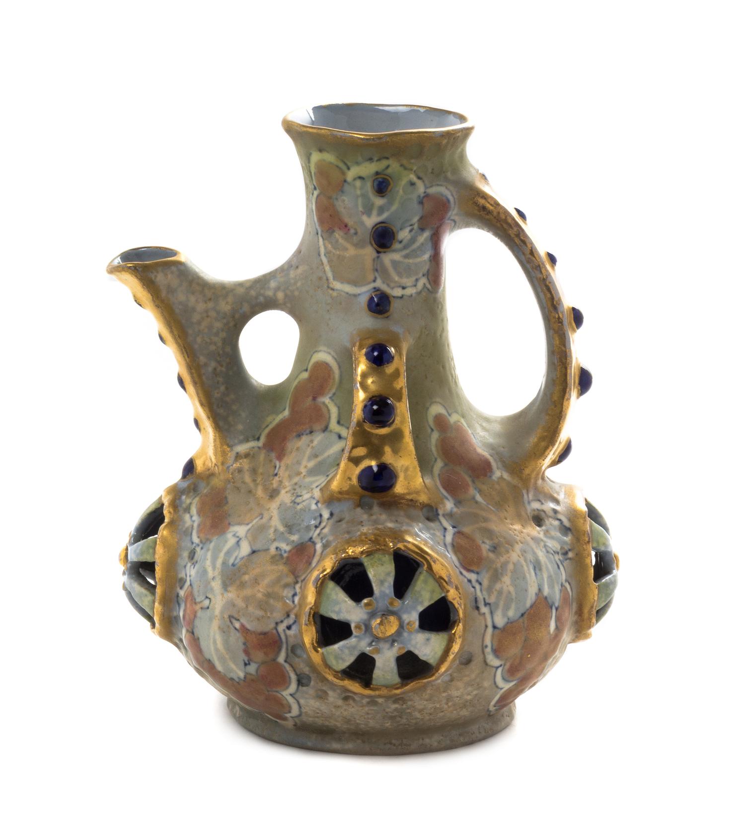An Amphora Pottery Ewer Height 7 inches. — RIESSNER, STELLMACHER & KESSEL, TURN-TEPLITZ