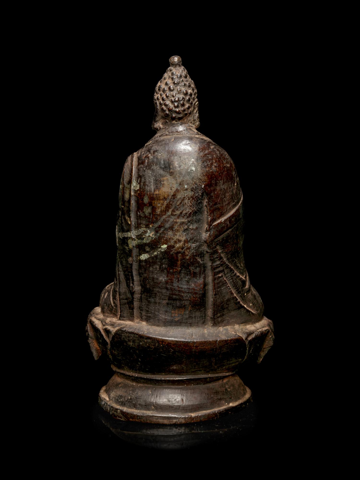 A Bronze Figure of Buddha Shakyamuni