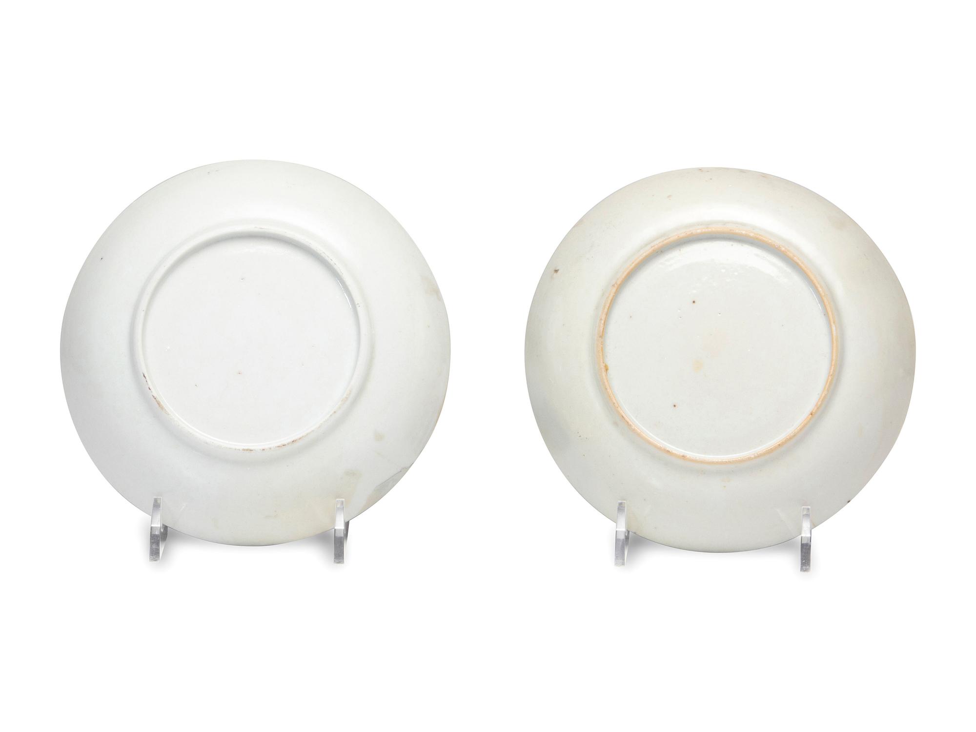 A Chinese Export Porcelain Nine-Piece Grisaille Tea Service