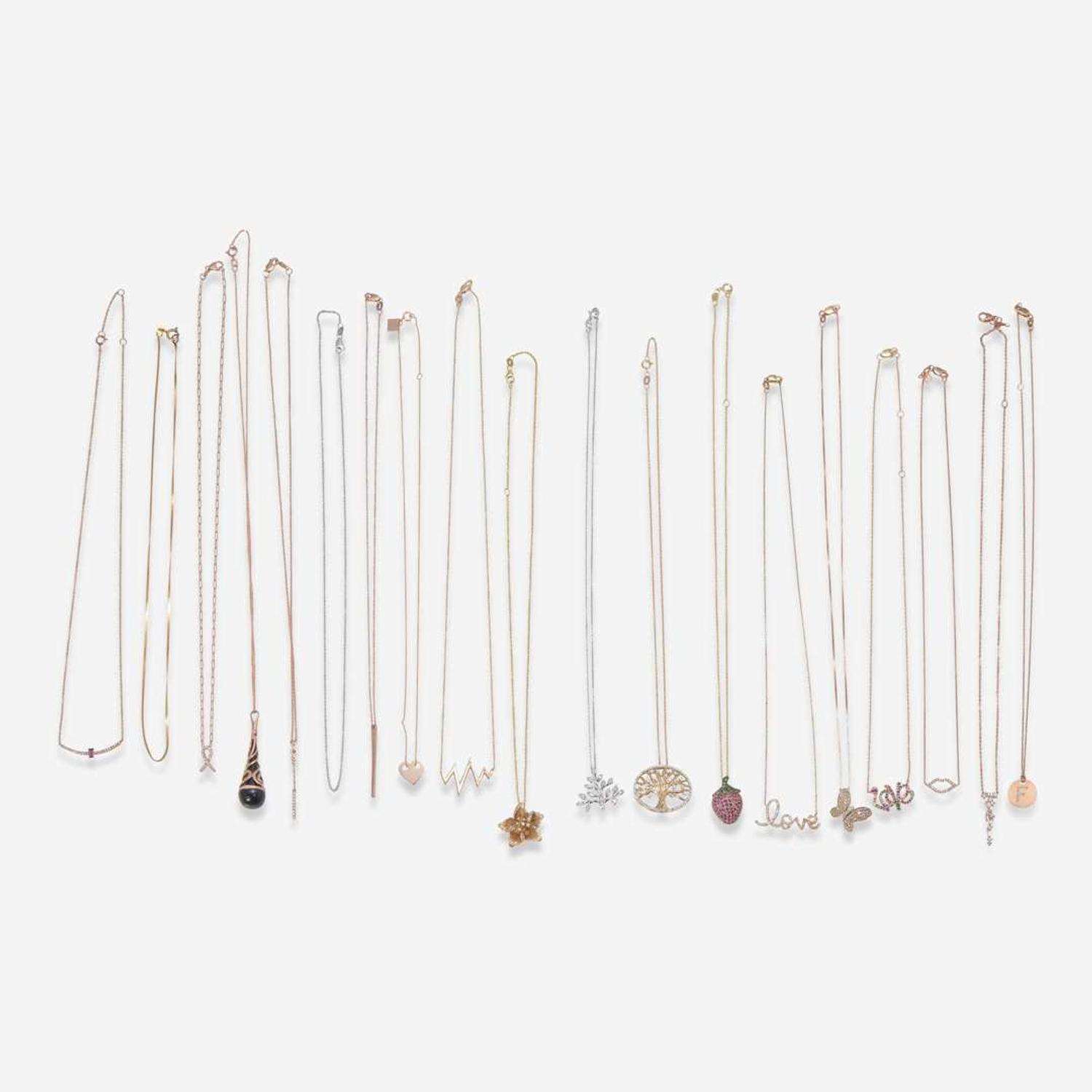 A Miscellaneous Collection of Gold Chains