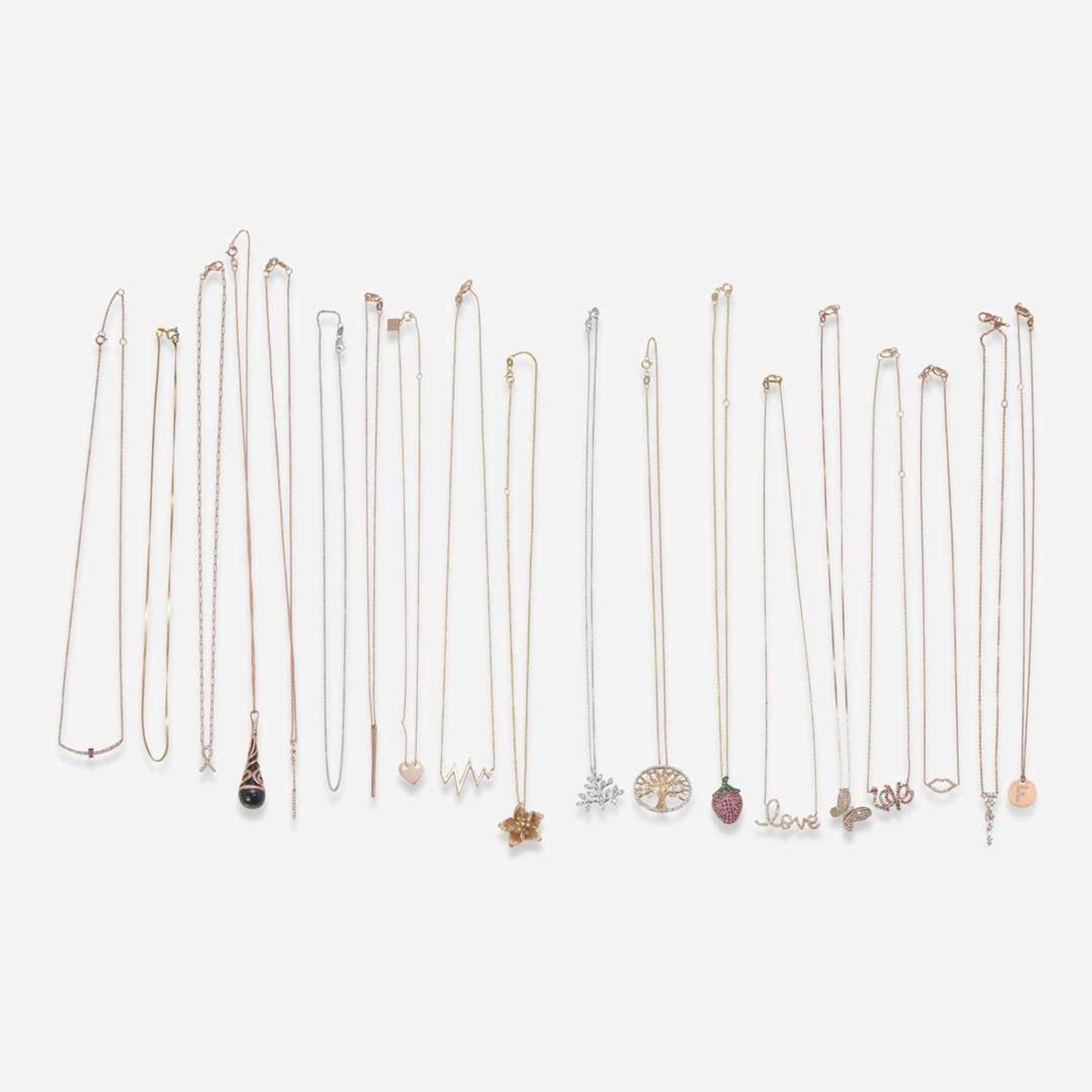 A Miscellaneous Collection of Gold Chains