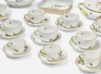 An extensive Herend porcelain dinner, tea, and coffee service in the “Rothschild Bird” pattern, Hungary, modern, with blue-printed factory marks