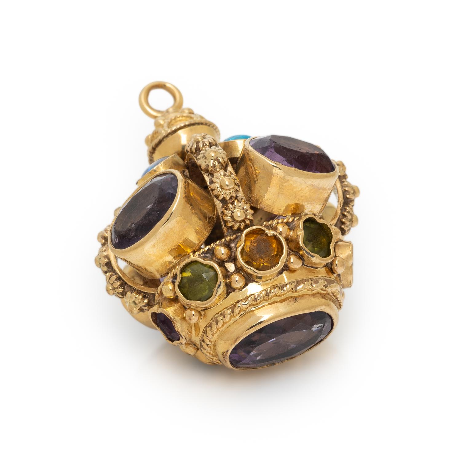 MULTIGEM AND YELLOW GOLD CROWN PENDANT