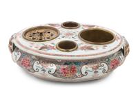 A Famille Rose Porcelain Ink Stand