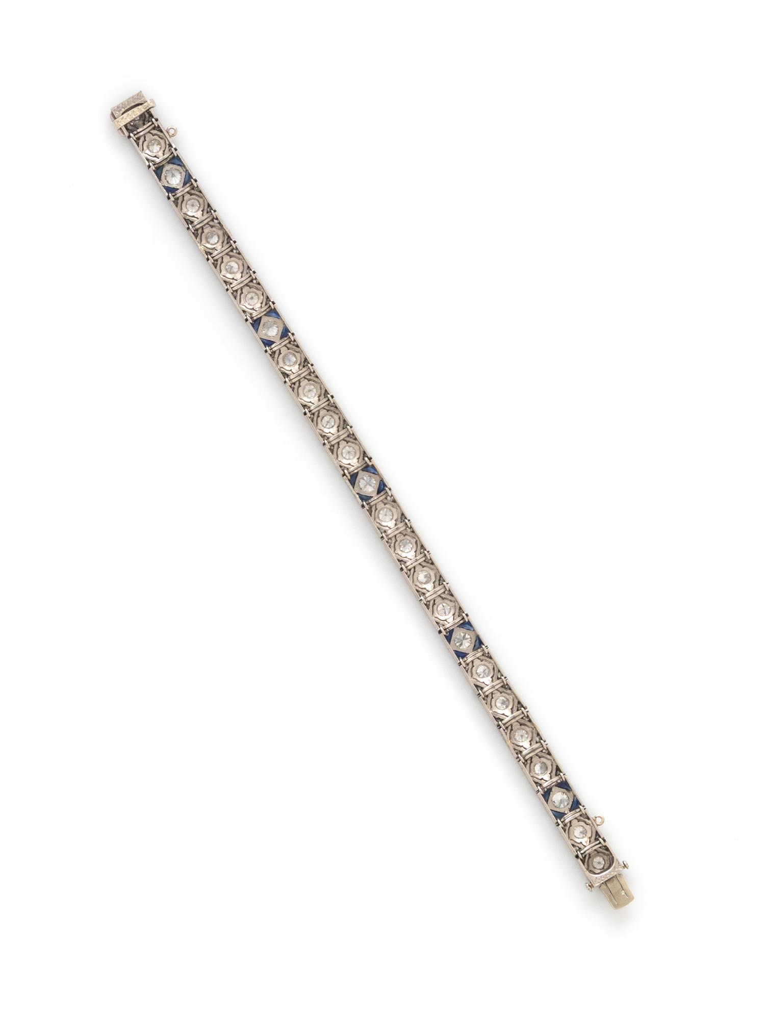 ART DECO, DIAMOND AND SAPPHIRE BRACELET