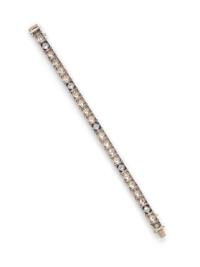 ART DECO, DIAMOND AND SAPPHIRE BRACELET