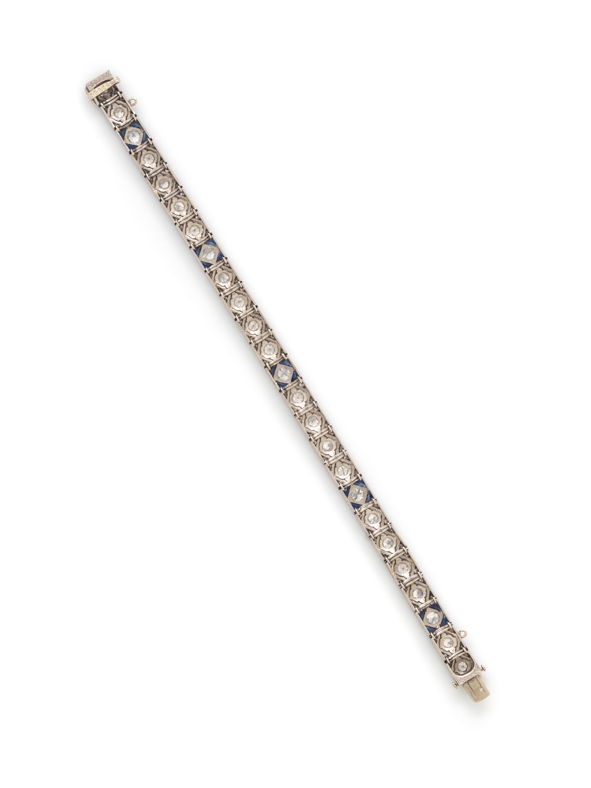 ART DECO, DIAMOND AND SAPPHIRE BRACELET