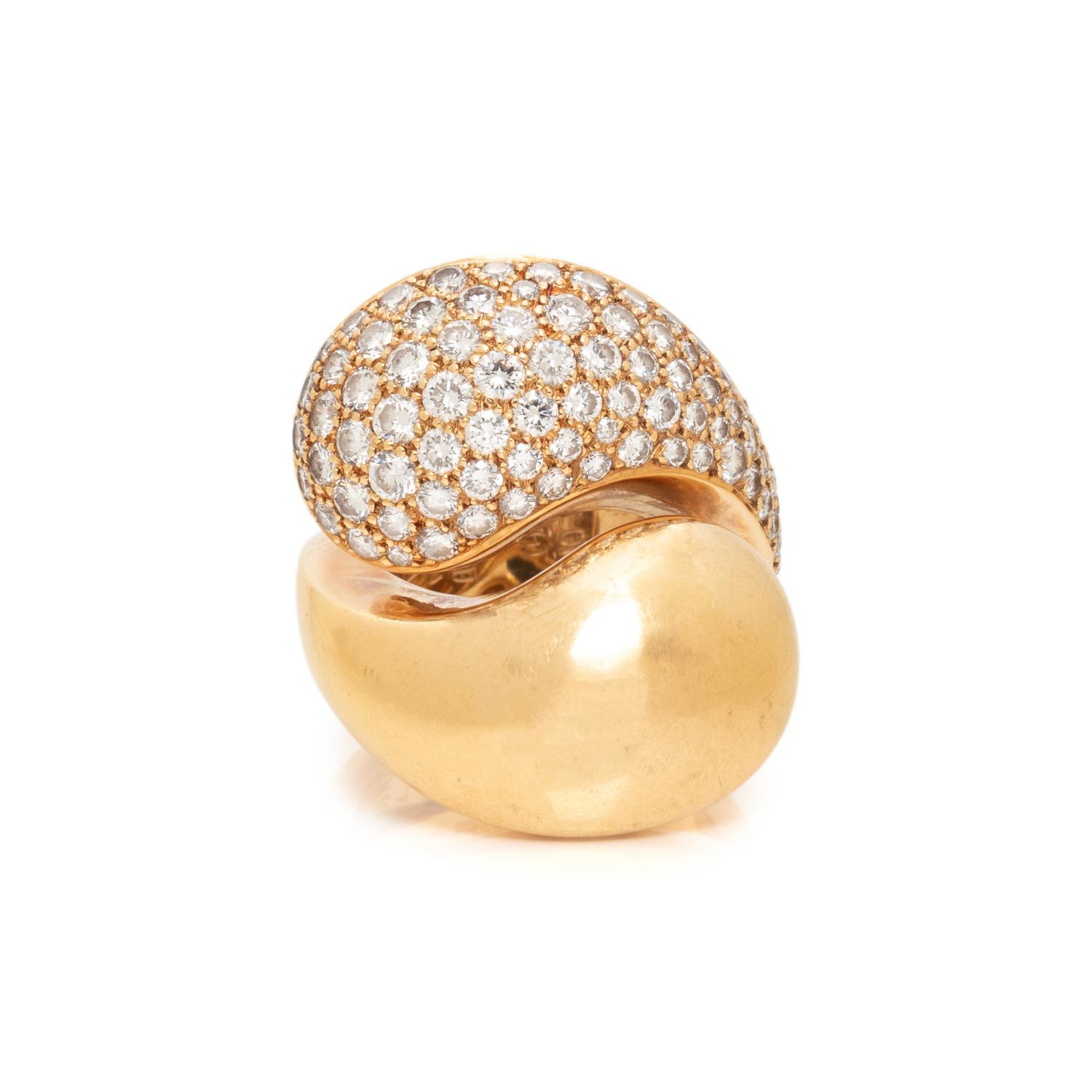 CARTIER, YELLOW GOLD AND DIAMOND 'LE YIN ET LE YANG' RING