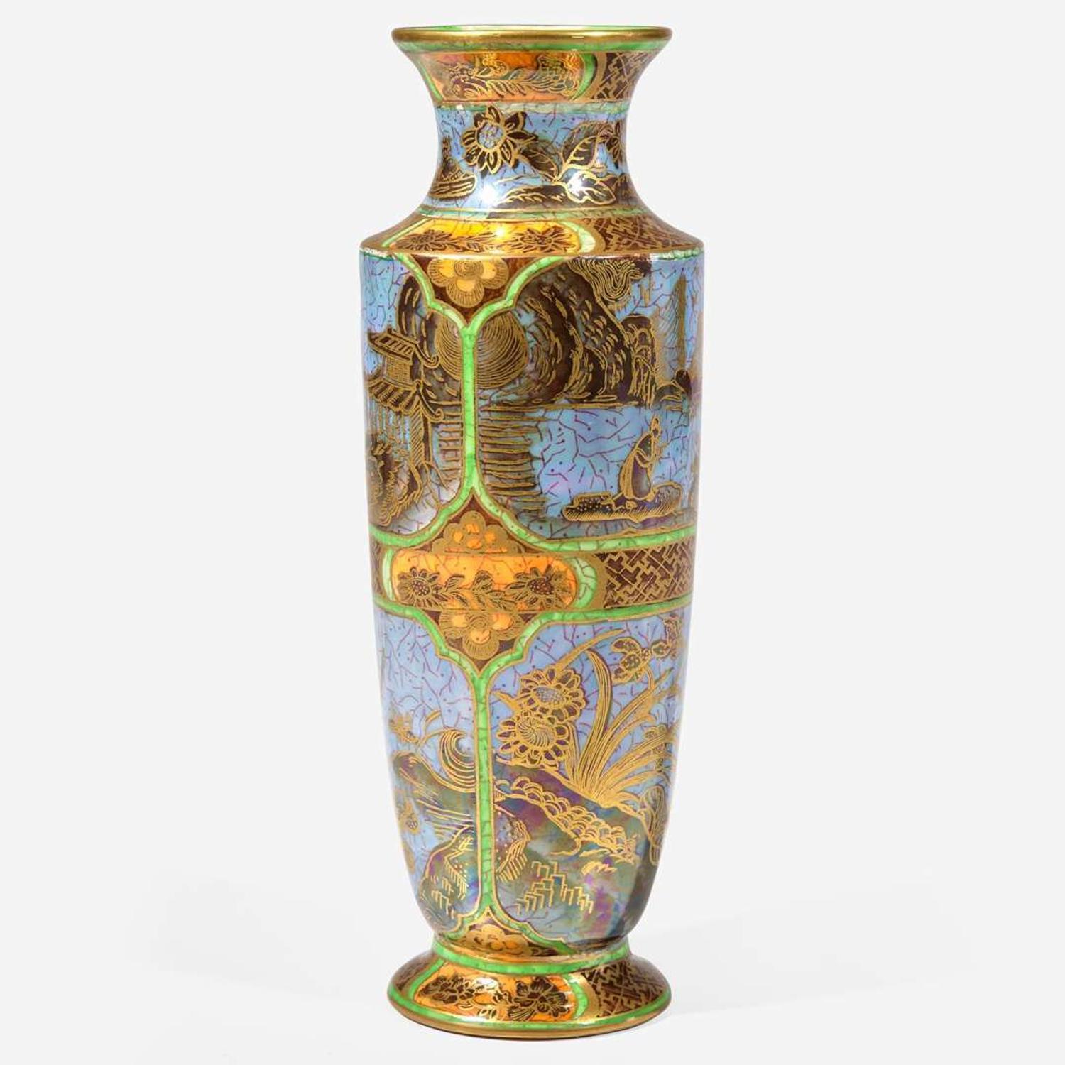 A Wedgwood Fairyland Lustre Daventry Vase UK, circa 1925