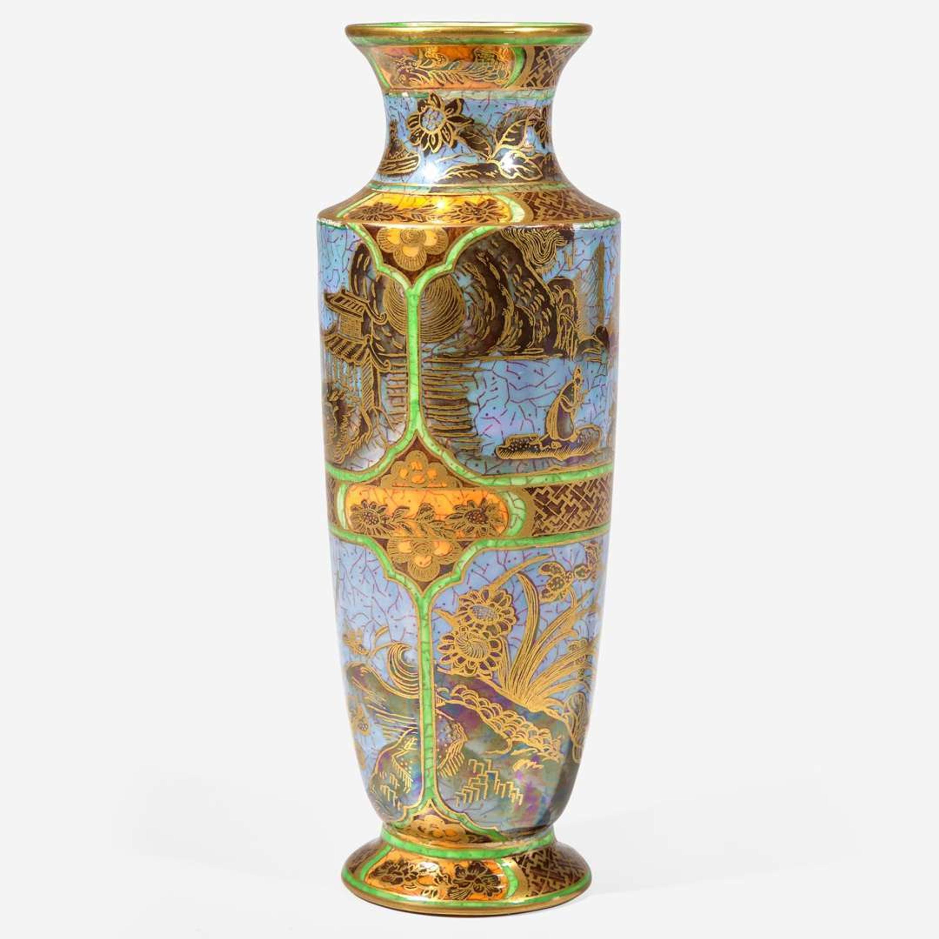 A Wedgwood Fairyland Lustre Daventry Vase UK, circa 1925