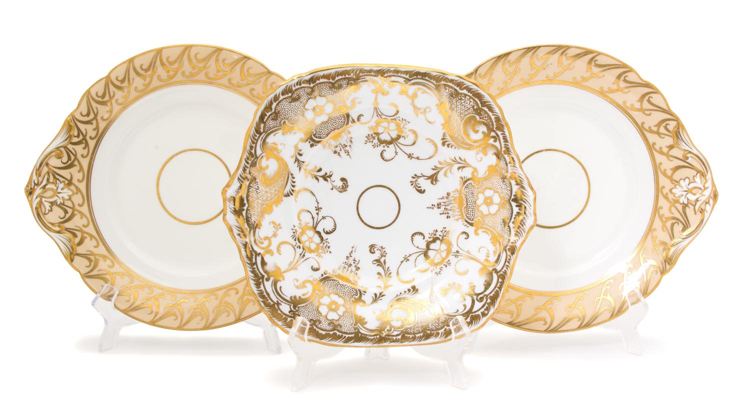 Three English Porcelain Serving Plates Length of largest 11 inches. — 19TH CENTURY