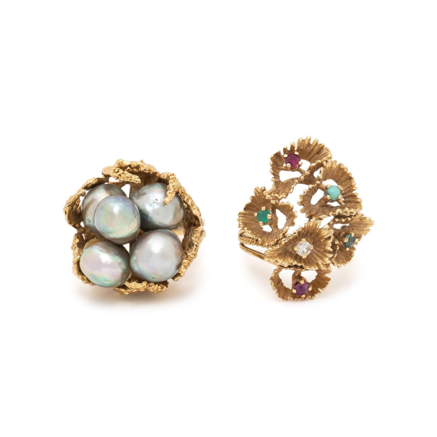 TWO YELLOW GOLD AND GEMSTONE RINGS