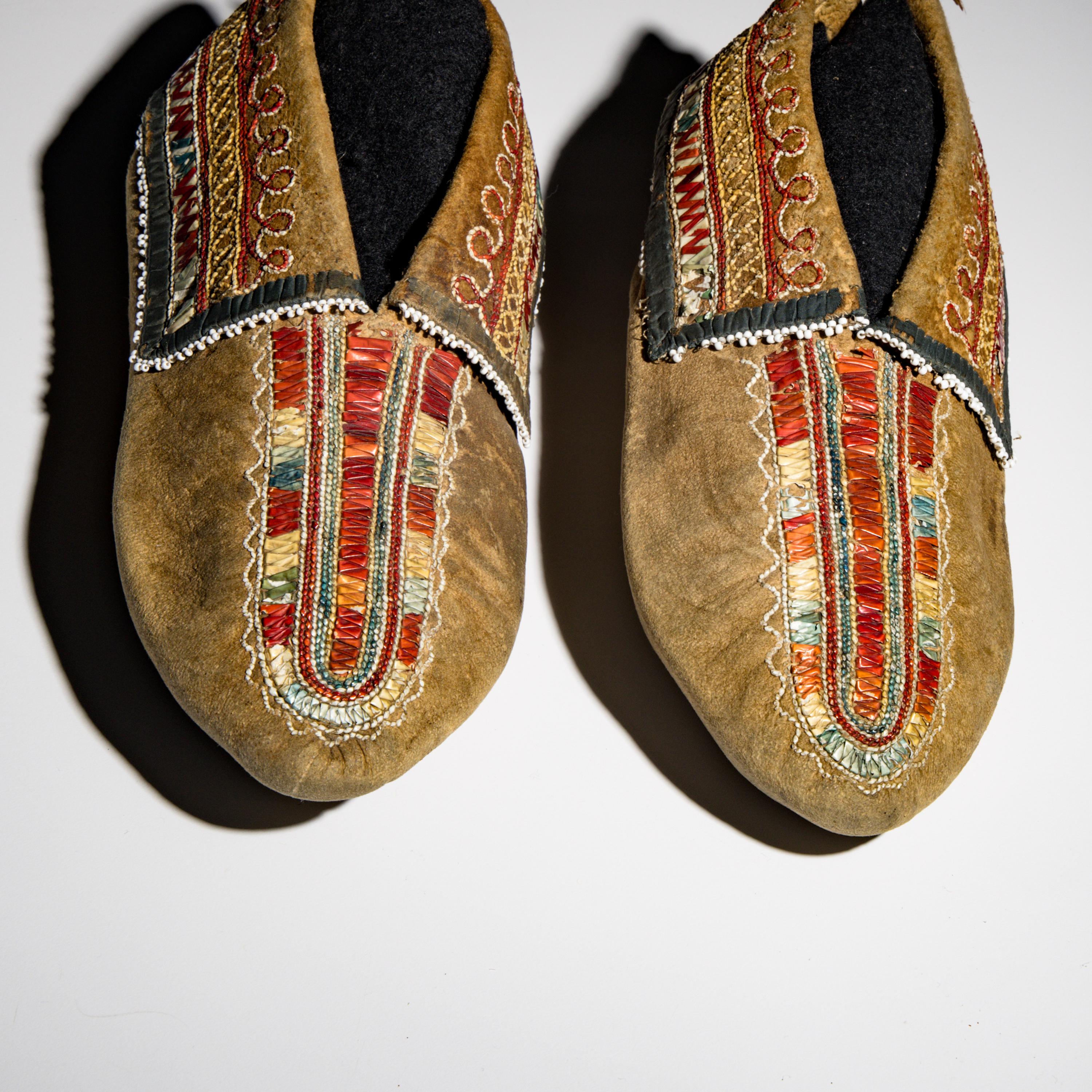 Seneca Quilled Hide Moccasins