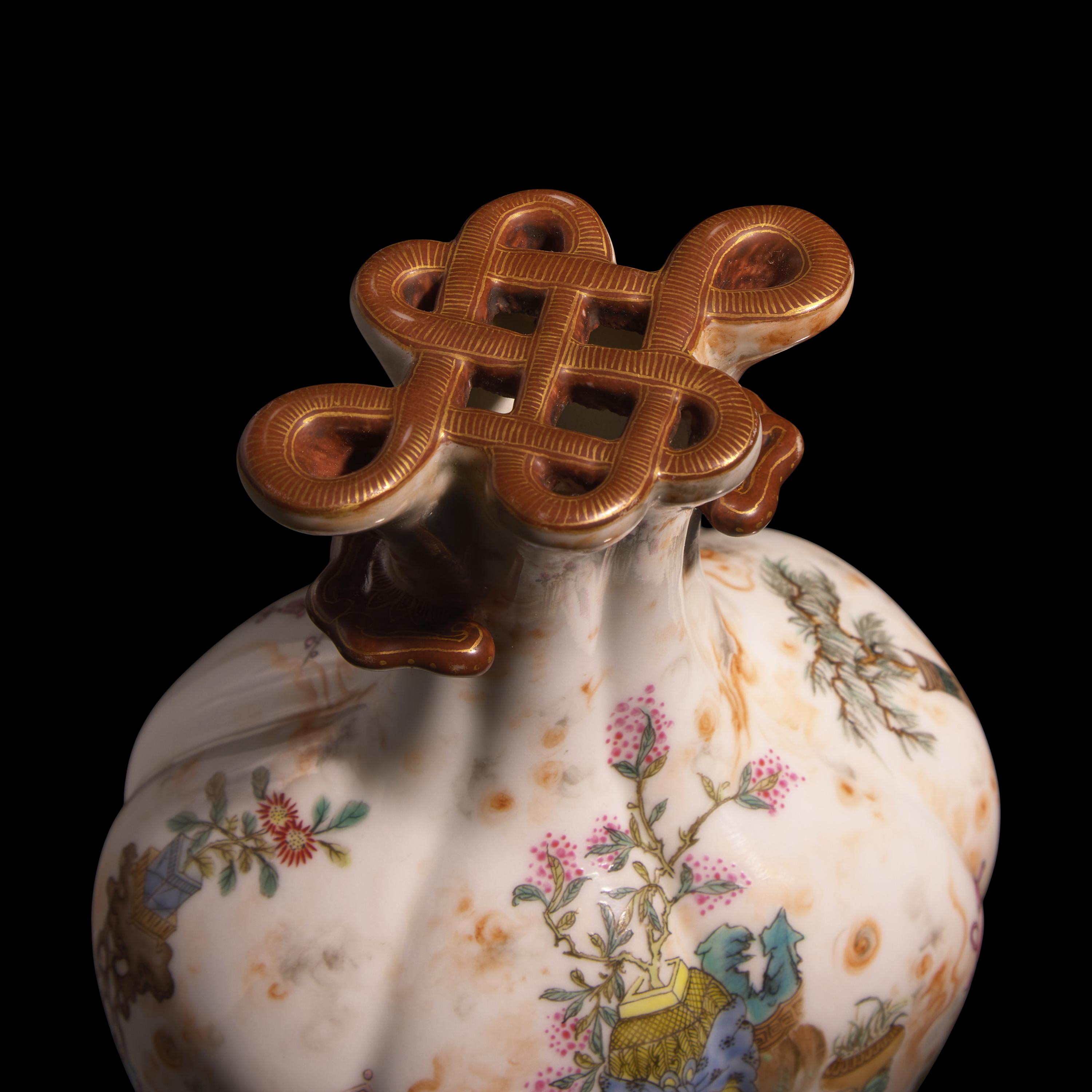 An Unusual Chinese Famille Rose Decorated Vase with "Endless Knot" Lip — 粉彩仿石釉博古圖盤腸口包袱瓶