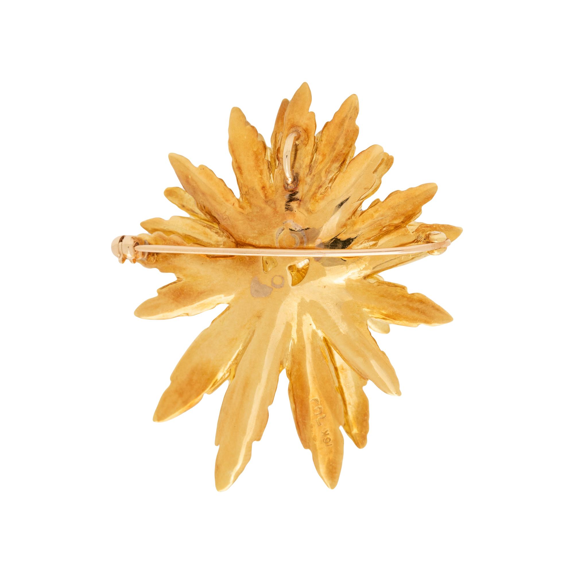 YELLOW GOLD AND DIAMOND PENDANT/BROOCH