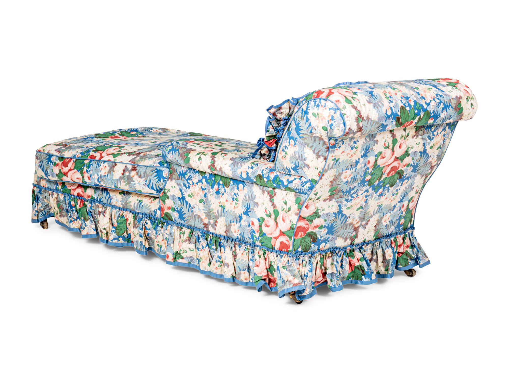 A Victorian Chintz-Upholstered Mahogany Chaise Longue