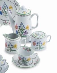 A Spode Porcelain Dinner Service
