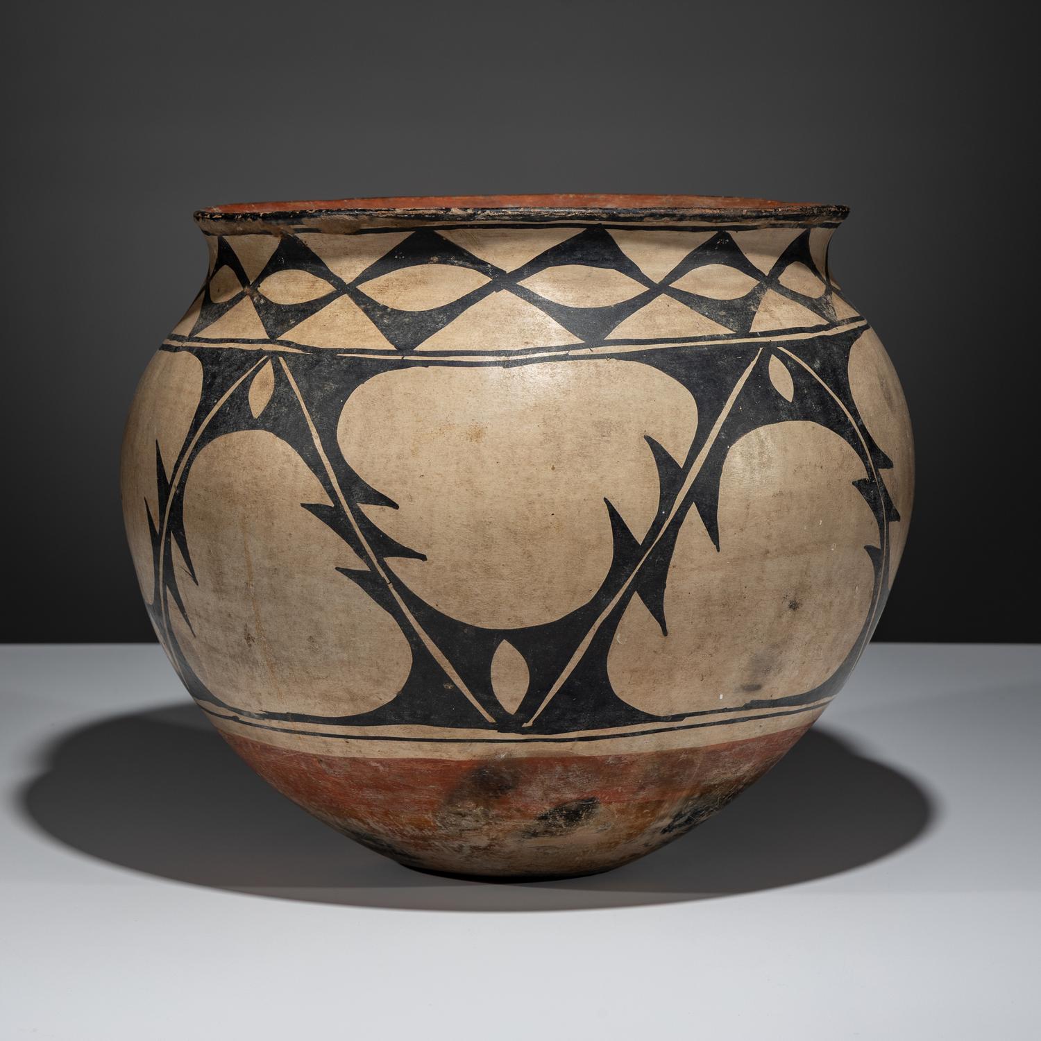 Kewa Pottery Storage Olla