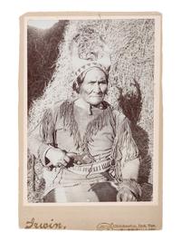 [NATIVE AMERICANS]. IRWIN, William E. (1871-1935), photographer. Cabinet card of Geronimo. Chickasha, Indian Territory, ca 1890.