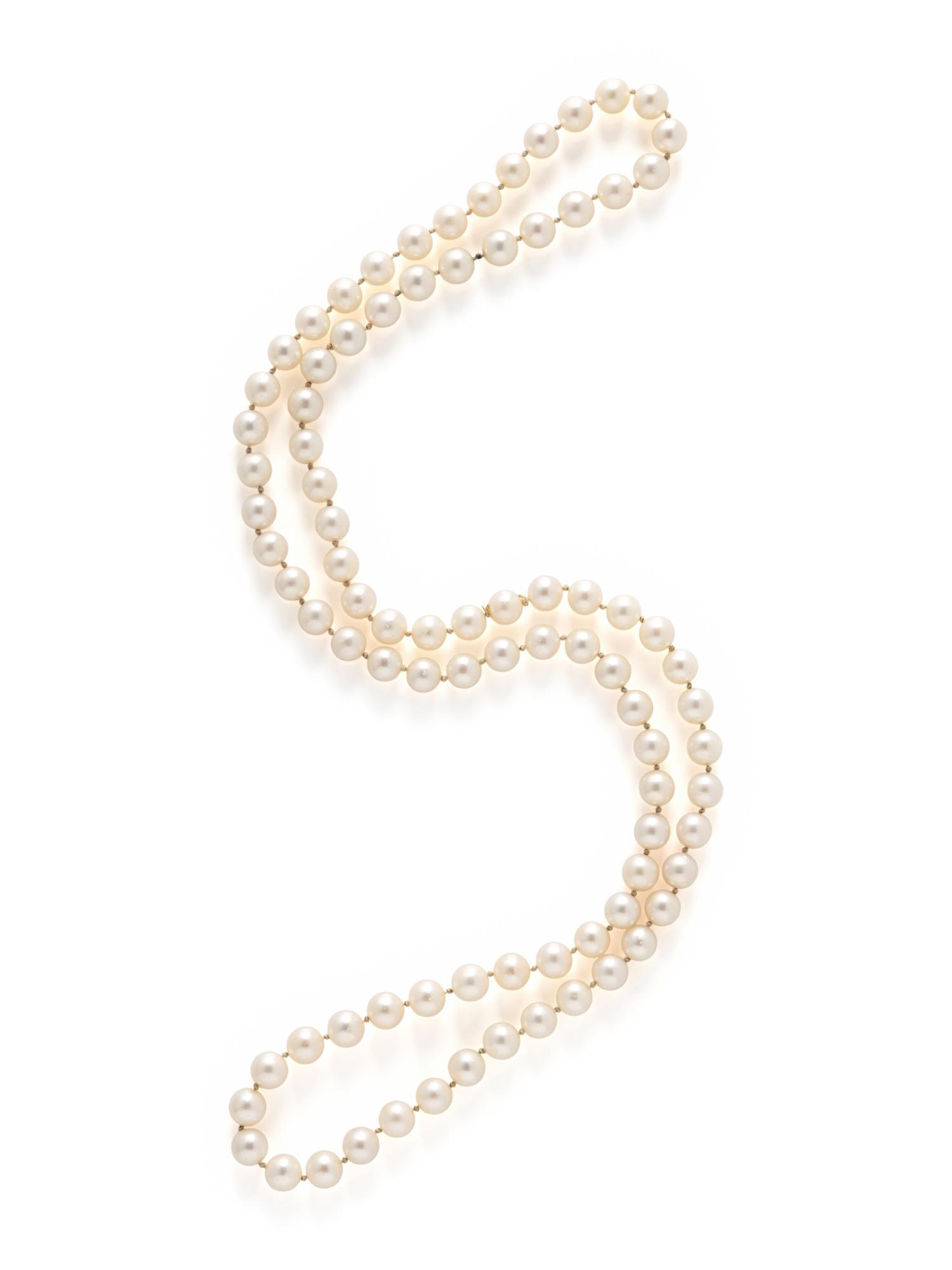 CULTURED PEARL NECKLACE