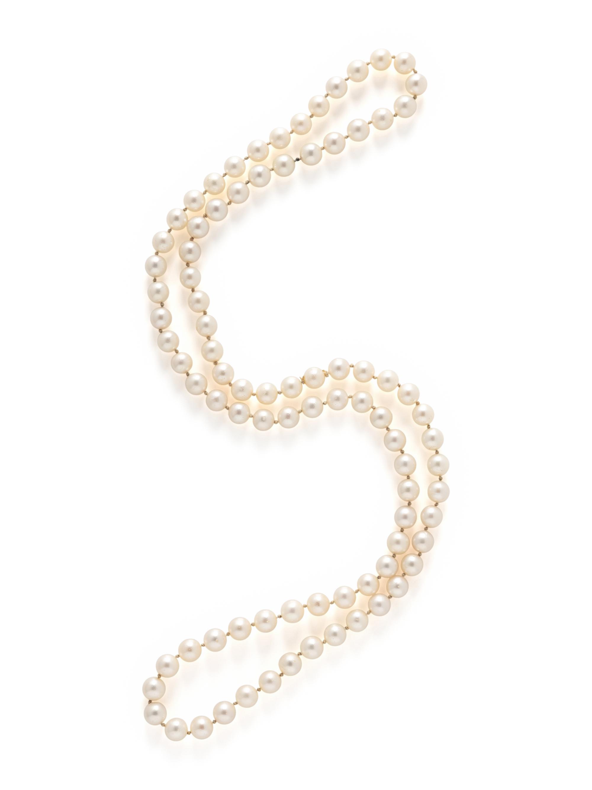 CULTURED PEARL NECKLACE