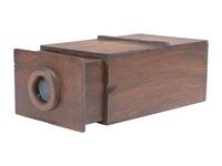 [CAMERAS]. Wood camera obscura. Ca 1830s-1840s.