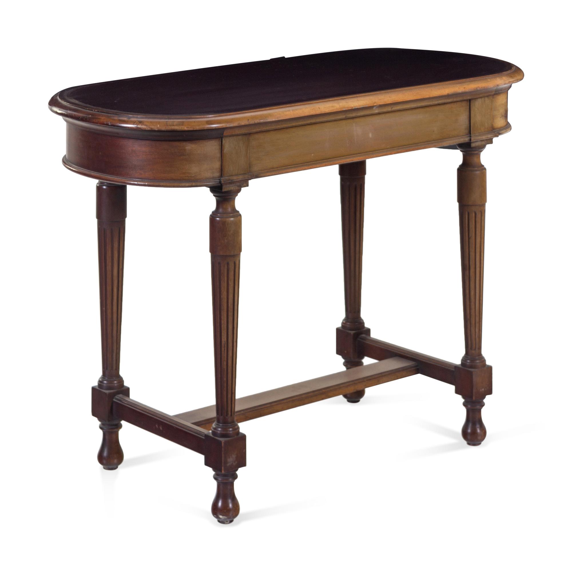A Louis XVI Style Carved Mahogany Side Table — 20TH CENTURY
