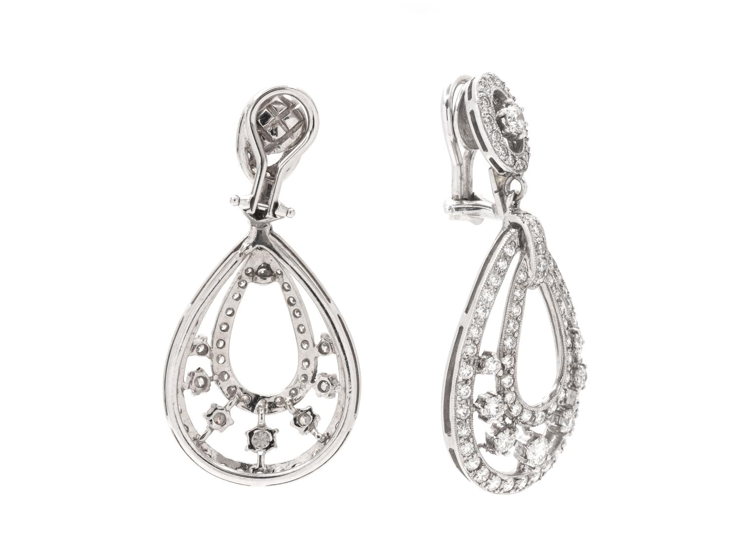 DIAMOND EARCLIPS