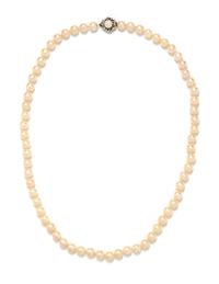 CULTURED PEARL NECKLACE