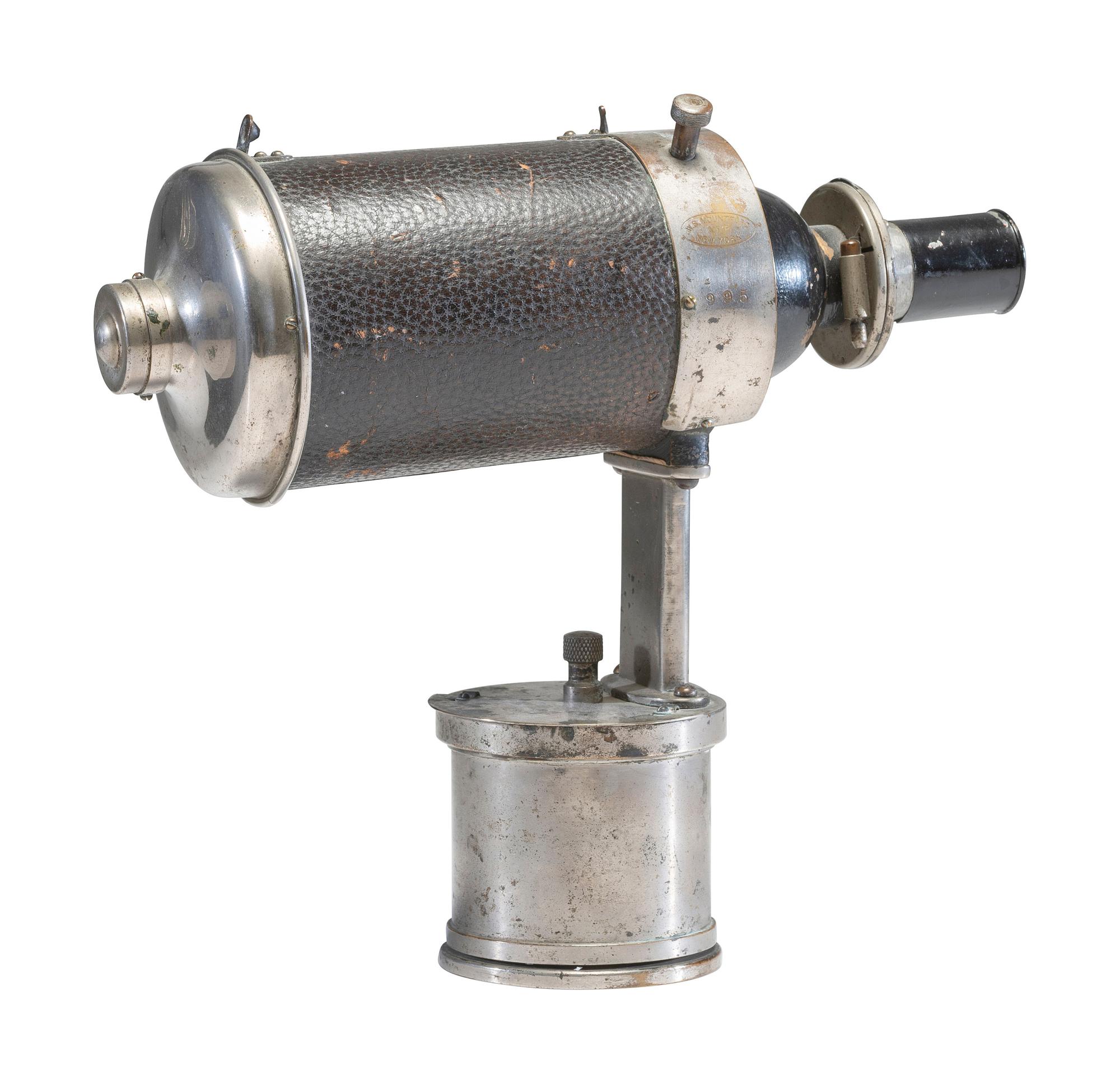 [CAMERAS]. Mountford tintype button "Camerascope" camera.