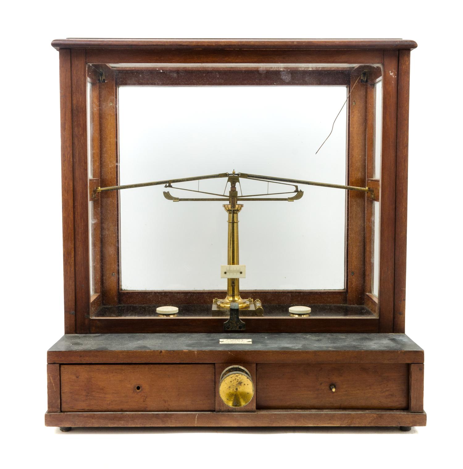 An English Mahogany Cased Brass Assayer's Balance Height of case 19 3/4 x width 18 1/4 x depth 13 inches. — L. OERTLING, 19TH CENTURY