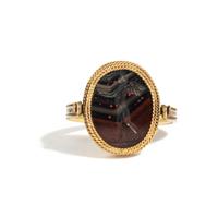 Two Roman Agate Ring Stones with the Demigod Achilles Before the Ashes of Patroclus and the God Eros — Set in a gold swivel ring