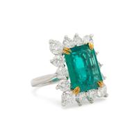 COLOMBIAN EMERALD AND DIAMOND RING