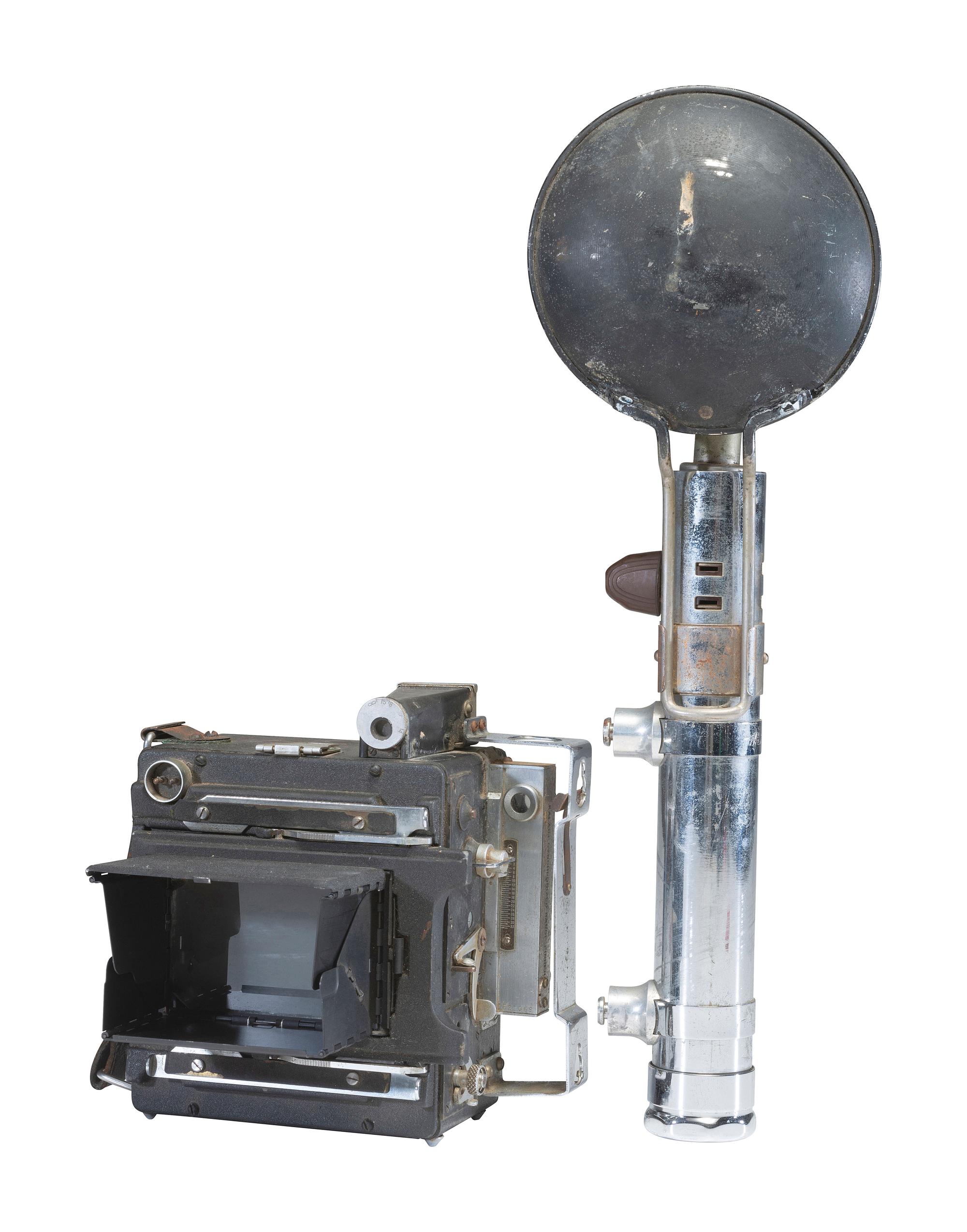[CAMERAS]. Trio of Graflex and Speed Graphic cameras.