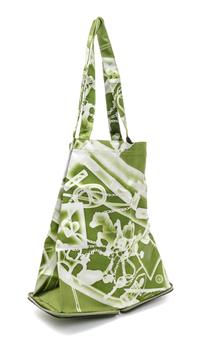An Hermes Vert Togo Silky Pop Tote, 12" x 11" x 5".