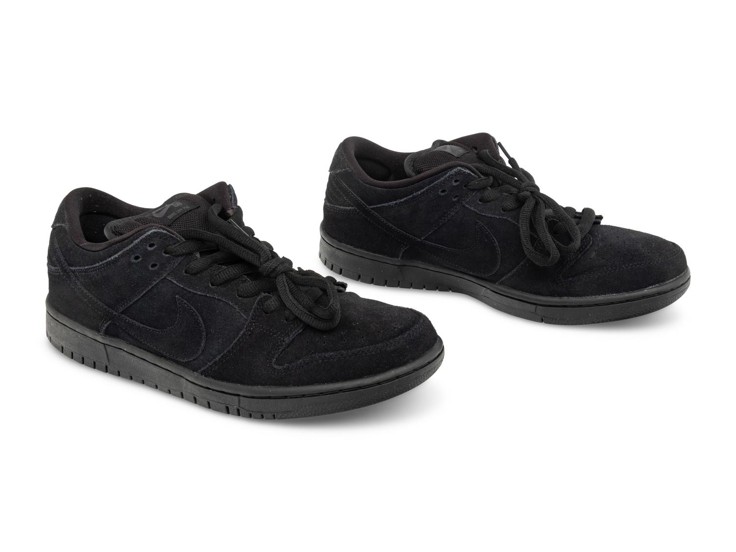 Dunk Low Pro SB Blackout