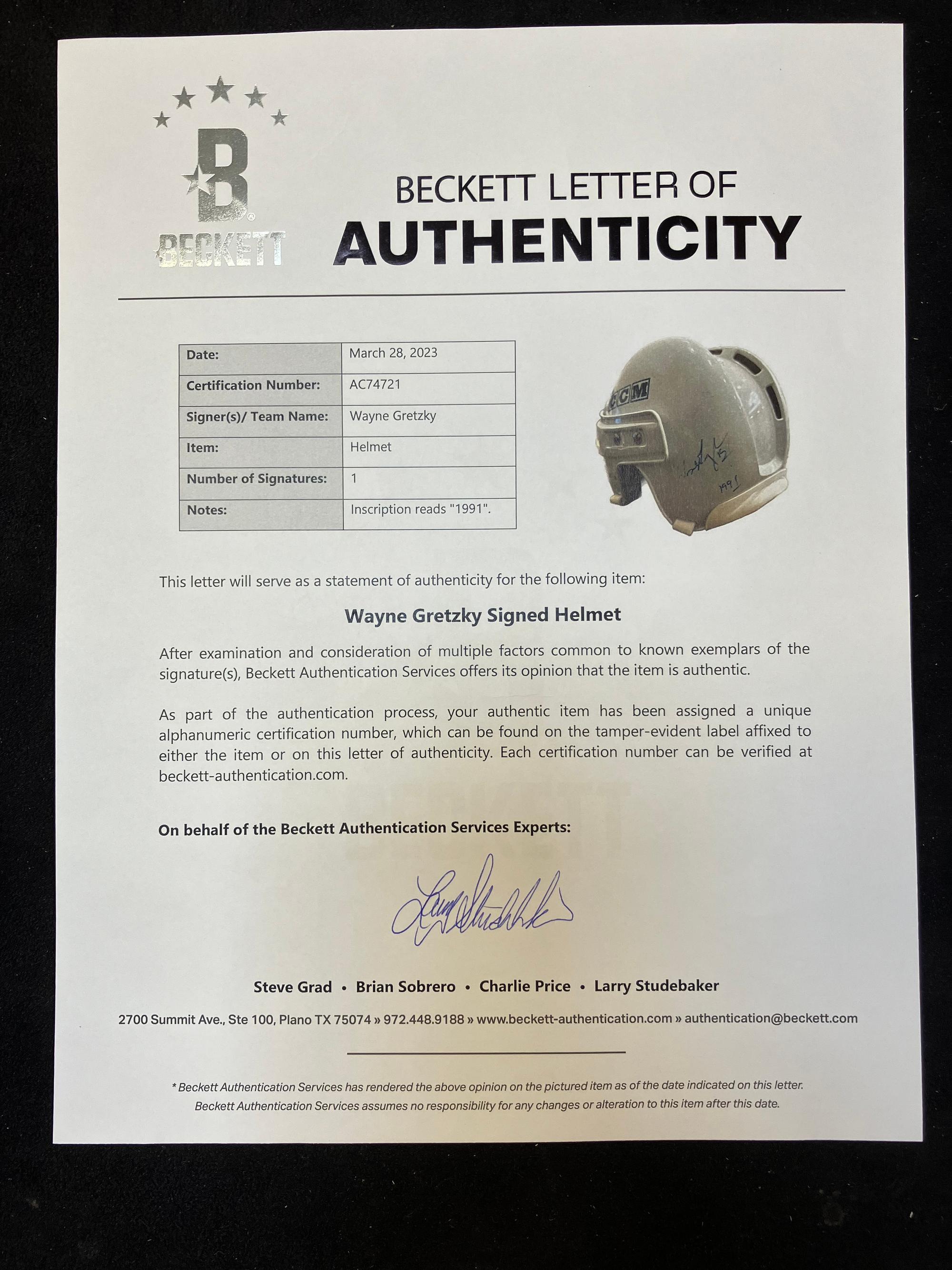 A Wayne Gretzky Signed Autogaph Hockey Helmet (Beckett Authentication Services Letter),
