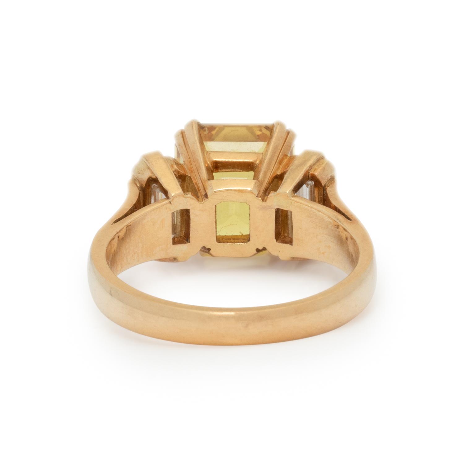 YELLOW SAPPHIRE AND DIAMOND RING