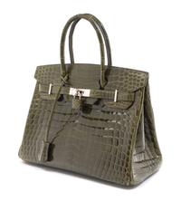 An Hermes Vert Veronese Niloticus Crocodile 30cm Birkin Handbag, 12" x 8.5" x 6"
