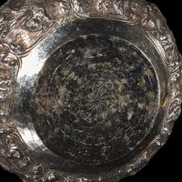 A Burmese Silver Bowl, a Silver Covered Vessel, and a Metal Bowl, Late 19th to 20th Century — 十九世紀晚期-二十世紀 緬甸銀及金屬器一組三件