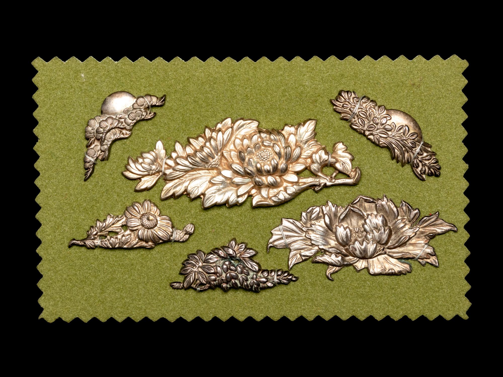 39 Mixed Metal Menuki
