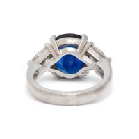 SAPPHIRE AND DIAMOND RING
