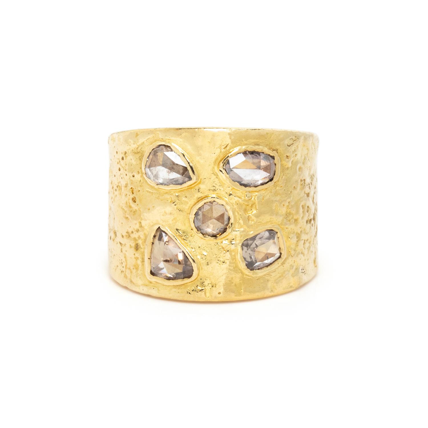 YELLOW GOLD AND DIAMOND BAND
