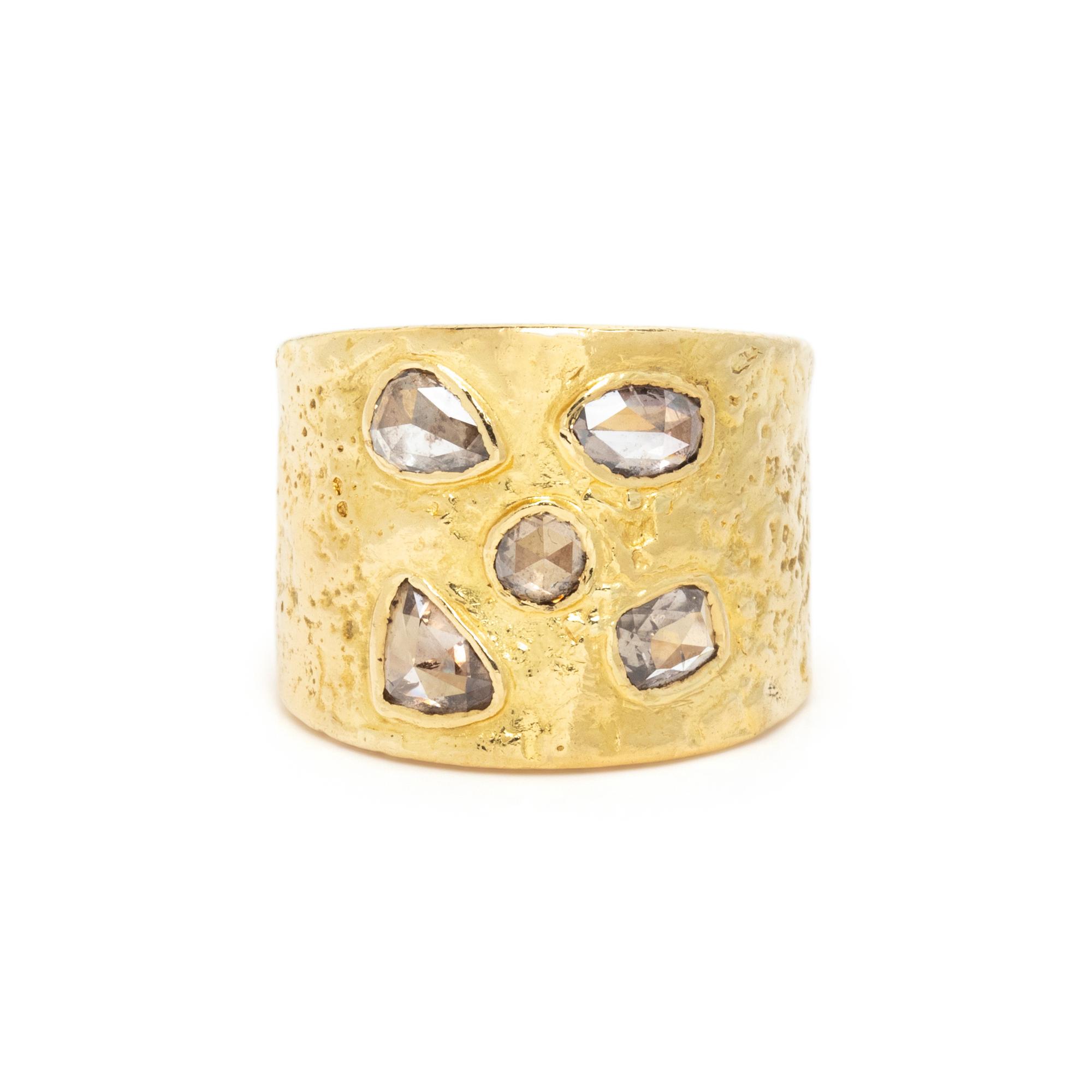 YELLOW GOLD AND DIAMOND BAND