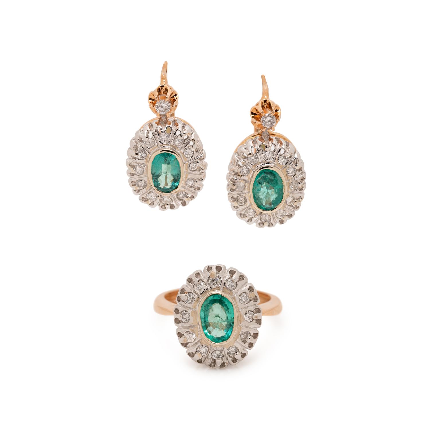 EMERALD AND DIAMOND SET