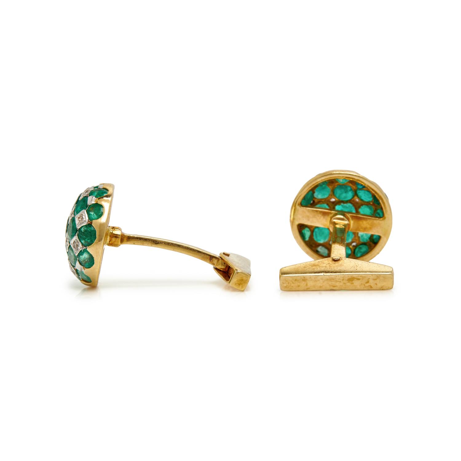 YELLOW GOLD, EMERALD, AND DIAMOND DRESS SET