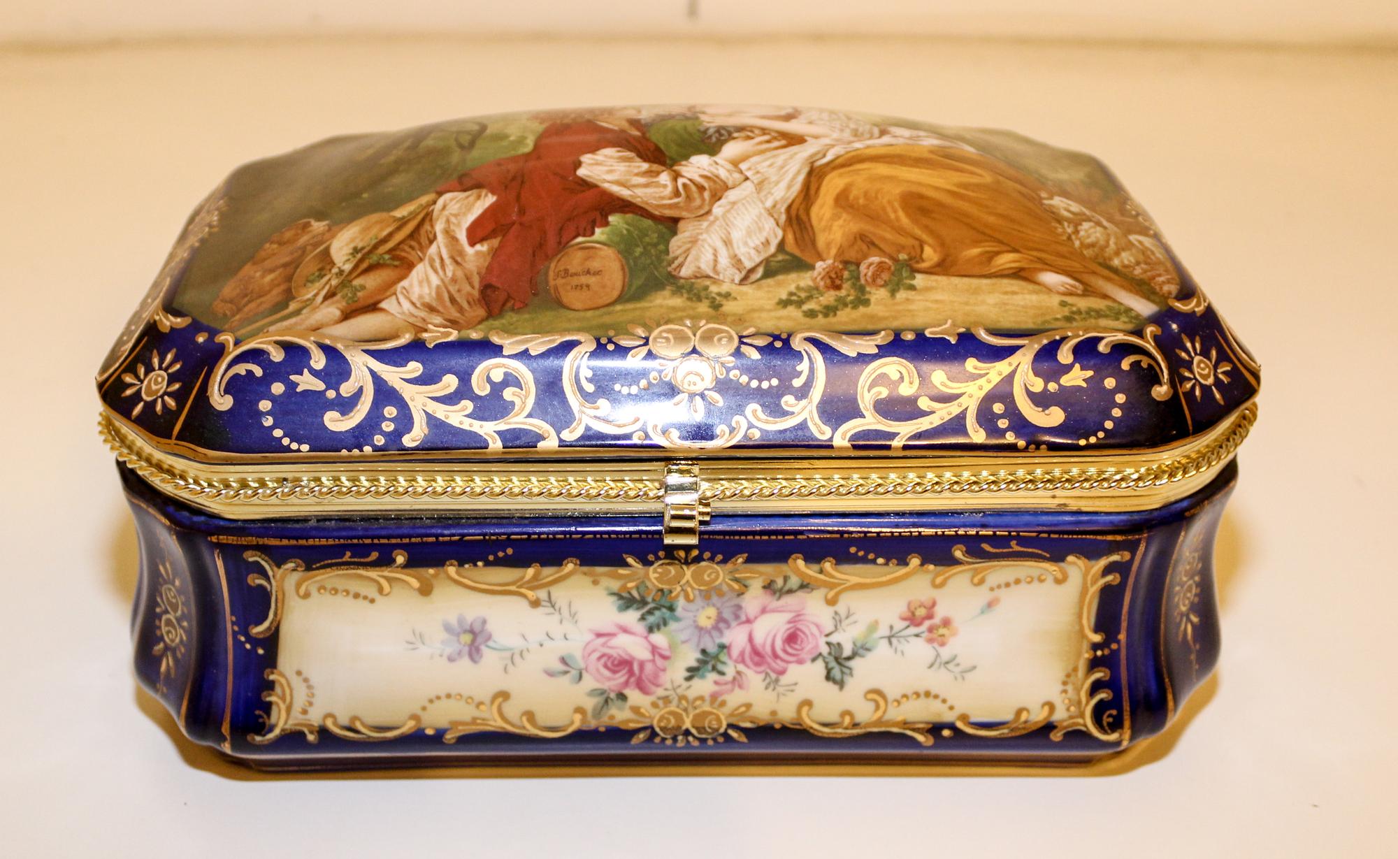 A Sevres Style Porcelain Table Casket Height 5 3/4 inches. — 20TH CENTURY